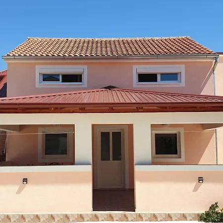 Apartment By The Sea Tkon, Pasman - 19017 Tkon